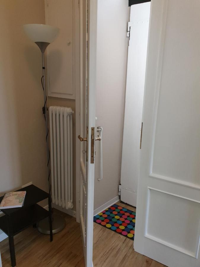 Voi Da Noi Intero Appartamento Con Parcheggio Privato Torno Exteriör bild